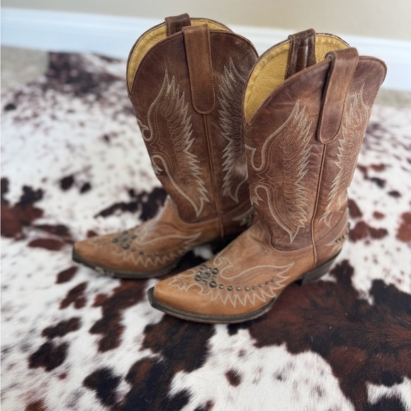 Idyllwind Trouble Brown Western Cowboy Boots with Embroidery Snippet Toe